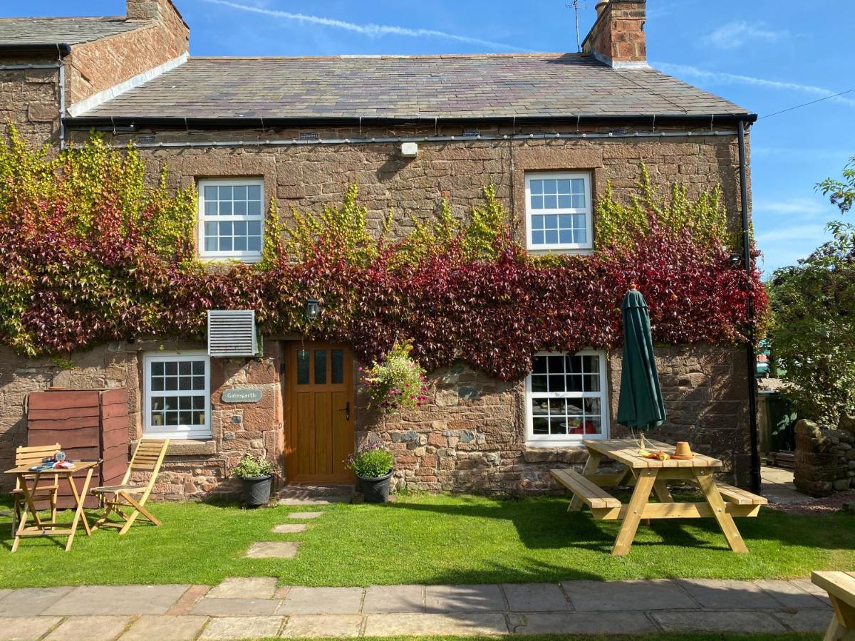 Gatesgarth Cottage @ The Pheasant Inn Brampton  Exteriör bild